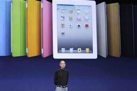 Giám đốc điều hành Steve Jobs tại buổi họp báo công bố siêu phẩm iPad 2